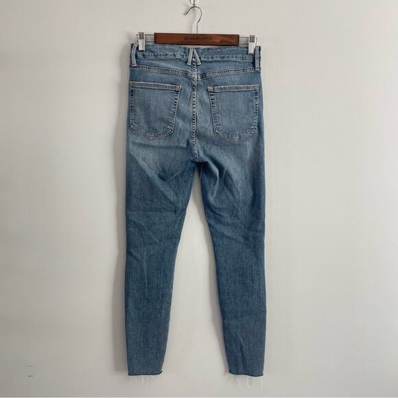 Good American Women’s Good Legs High Rise Skinny Ankle Step Hem Distressed Jeans - Picture 6 of 12